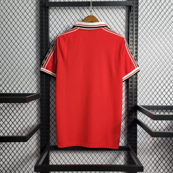 Camisa do Manchester United Retrô 1998-1999 - Imagem 7