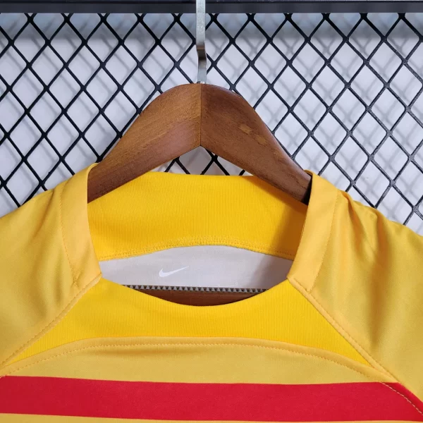 Camisa do Barcelona II 2023-2024 - Imagem 4