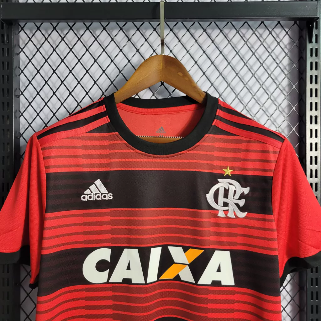 Camisa do Flamengo Retrô 2018-2019 Camisa do Flamengo Retrô 2018-2019 - Imagem 3