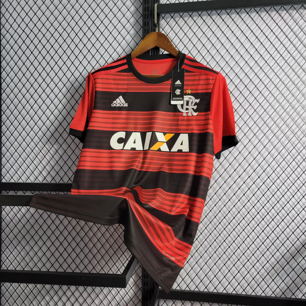 Camisa do Flamengo Retrô 2018-2019 Camisa do Flamengo Retrô 2018-2019 - Imagem 2