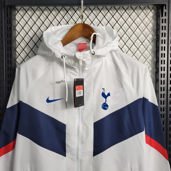 Corta-Vento do Tottenham 2023-2024 - Imagem 2