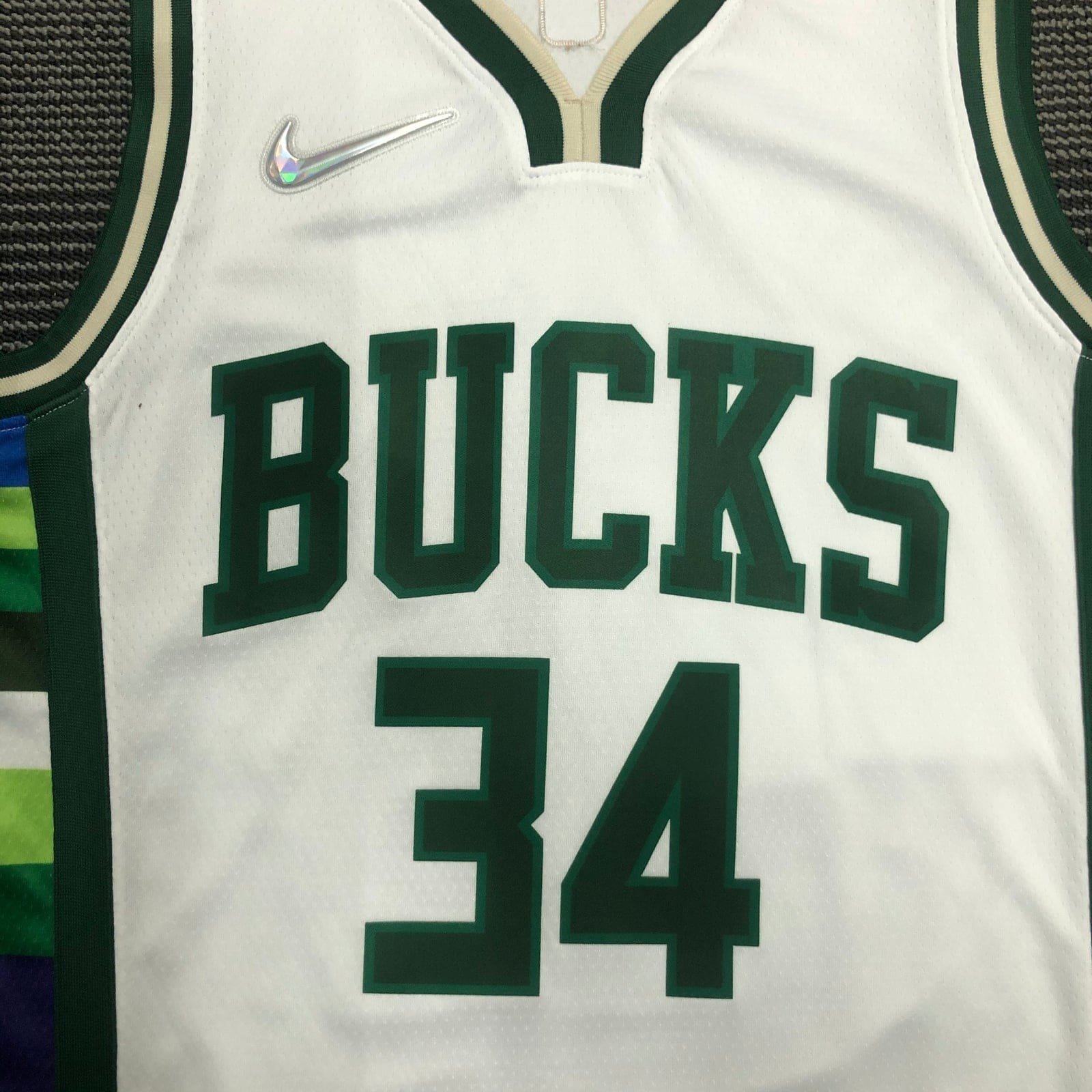 Regata Milwaukee Bucks City Edition Diamante 75th Regata Milwaukee Bucks City Edition Diamante 75th
