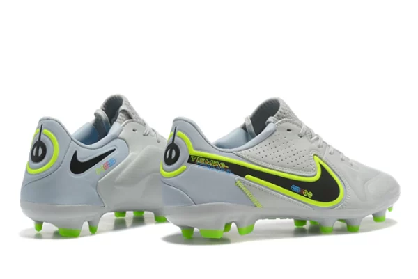 Chuteira Nike Tiempo Legend 9