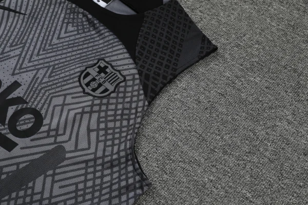 Conjunto Camisa e Short do Barcelona 2023-2024