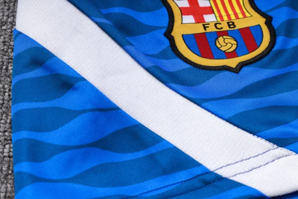 Conjunto Camisa e Short do Barcelona 2023-2024
