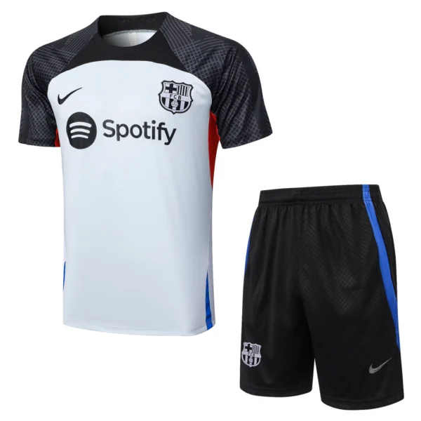 Conjunto Camisa e Short do Barcelona 2023-2024