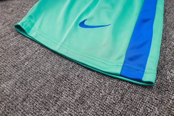 Conjunto Camisa e Short do Barcelona 2023-2024