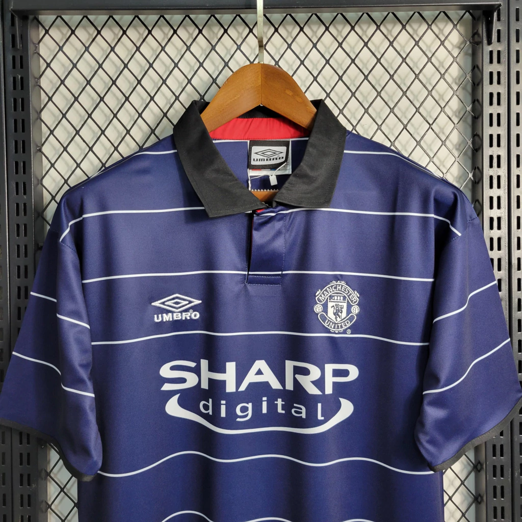Camisa do Manchester United Retrô 1999-2000 Camisa do Manchester United Retrô 1999-2000