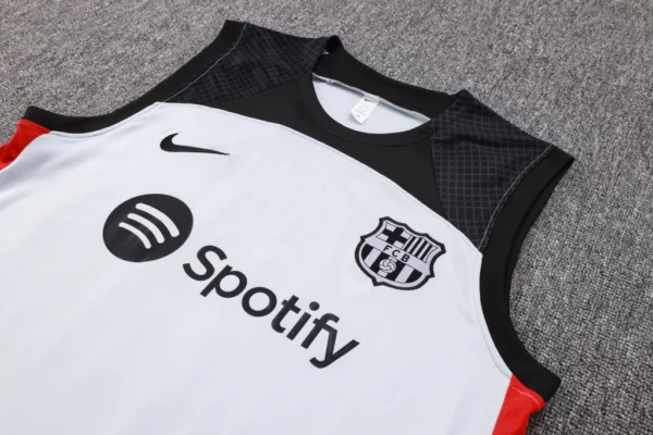 Conjunto Camisa e Short do Barcelona 2023-2024