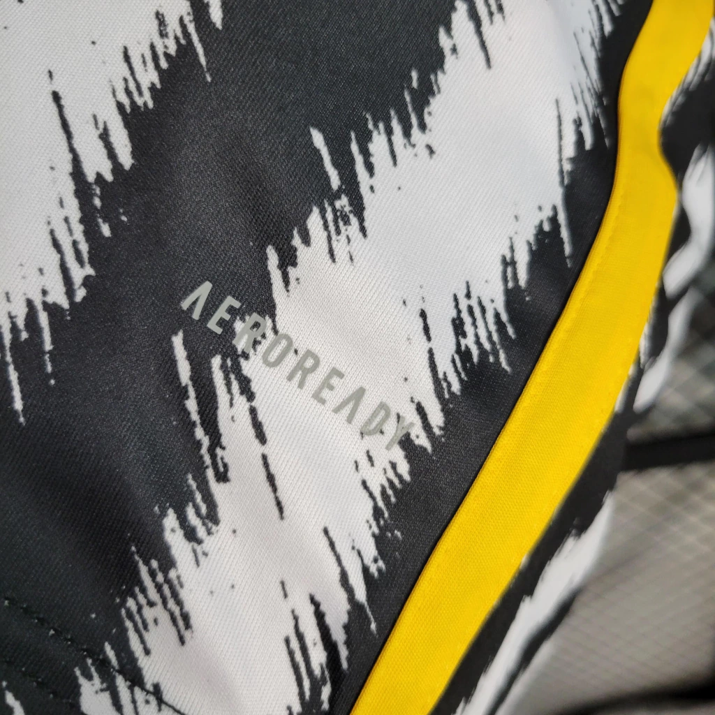 Camisa da Juventus Manga Longa 2023-2024 Camisa da Juventus Manga Longa 2023-2024 - Imagem 4