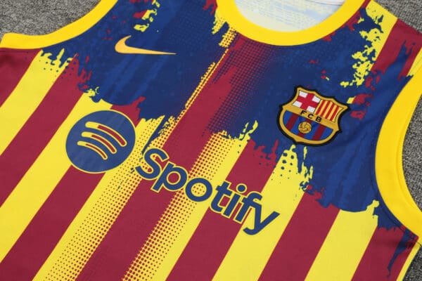 Conjunto Camisa e Short do Barcelona 2023-2024