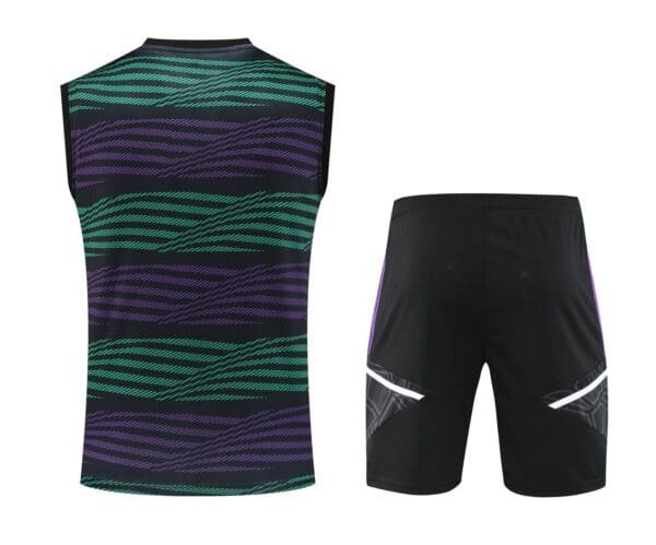 Conjunto Camisa e Short do Real Madrid 2023-2024