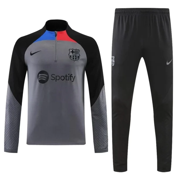 Conjunto Casaco e Calça do Barcelona 2022-2023