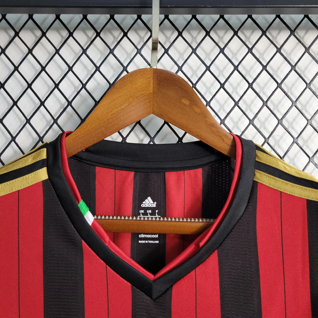 Camisa do Milan Retrô 2013-2014 Camisa do Milan Retrô 2013-2014