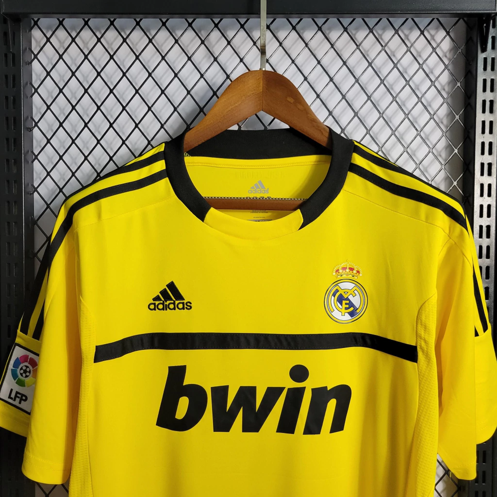 Camisa do Real Madrid Goleiro Retrô 2011-2012 Camisa do Real Madrid Goleiro Retrô 2011-2012
