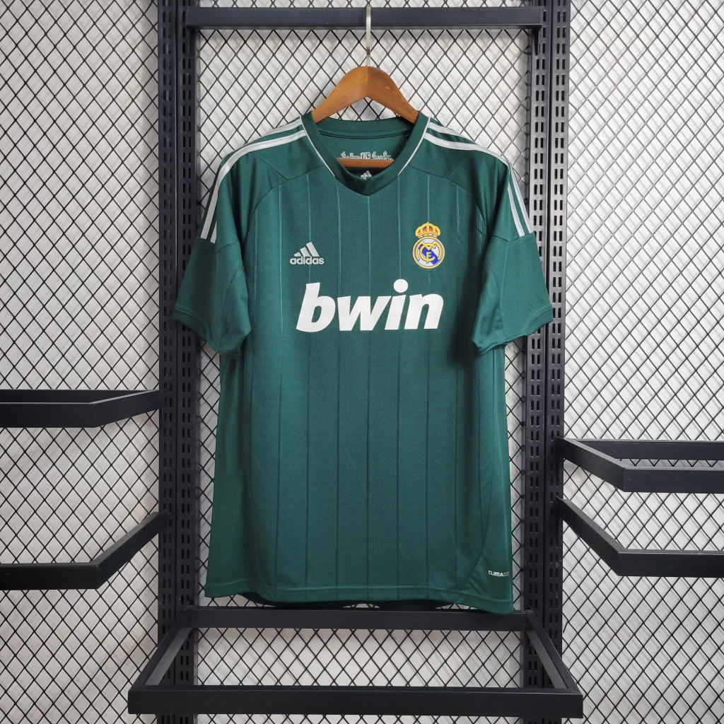 Camisa do Real Madrid Retrô 2012-2013 Camisa do Real Madrid Retrô 2012-2013