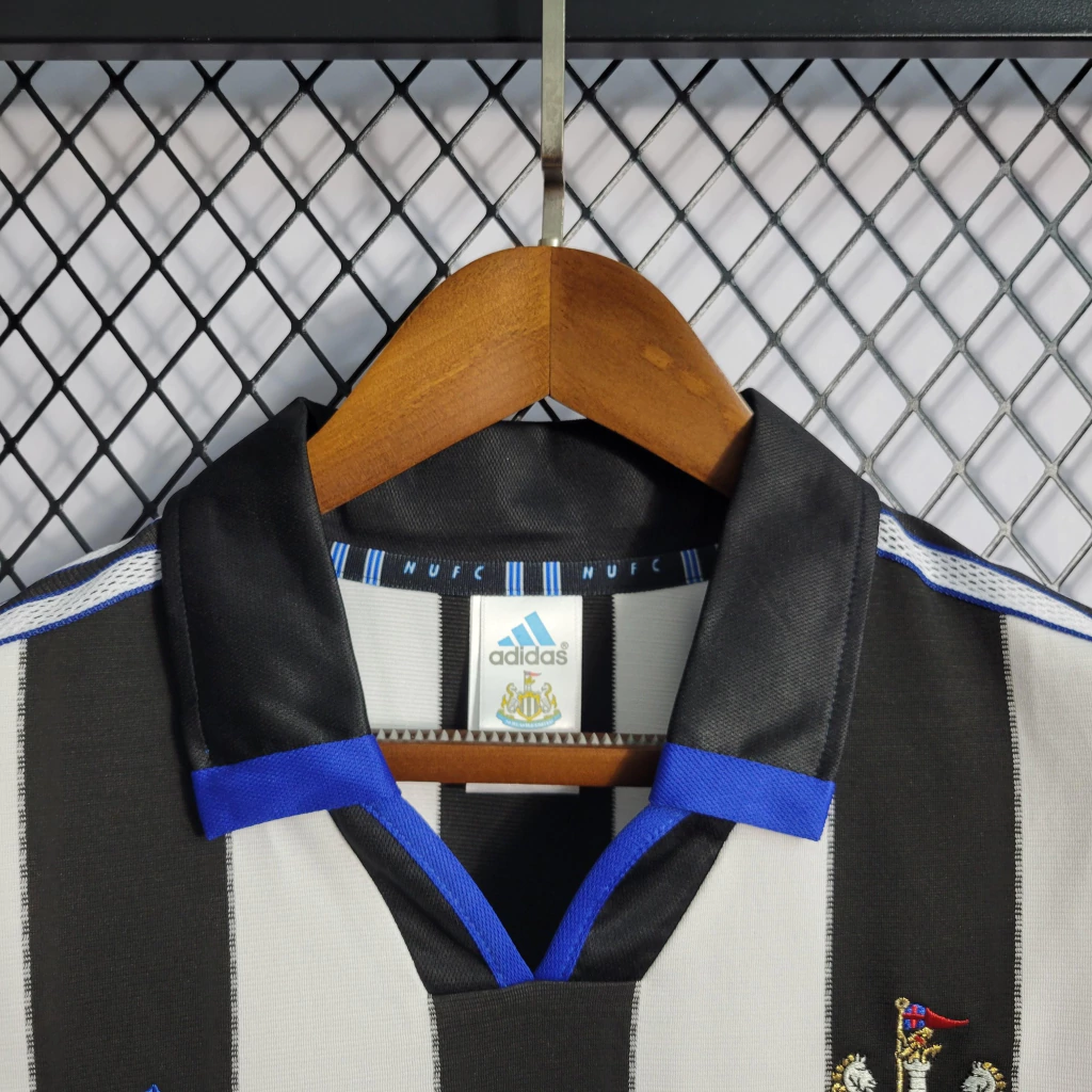 Camisa do Newcastle Retrô 2000-2001 Camisa do Newcastle Retrô 2000-2001
