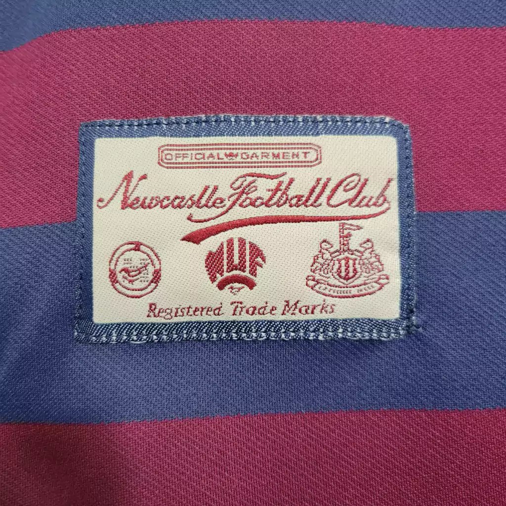 Camisa do Newcastle Manga Longa Retrô 1995-1996 Camisa do Newcastle Manga Longa Retrô 1995-1996