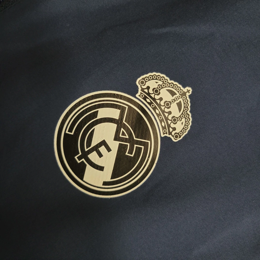Corta-Vento do Real Madrid 2023-2024 Corta-Vento do Real Madrid 2023-2024