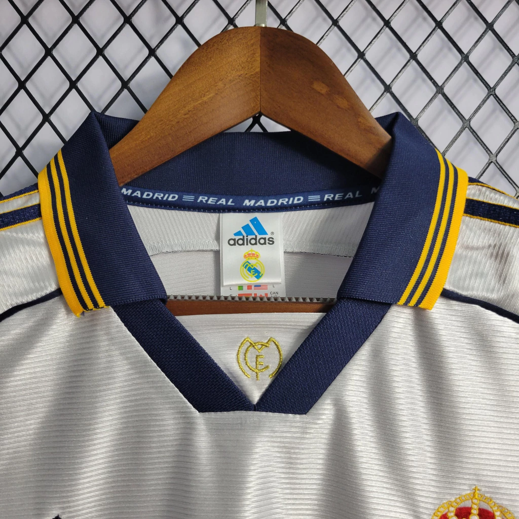 Camisa do Real Madrid Retrô 1998-1999 Camisa do Real Madrid Retrô 1998-1999