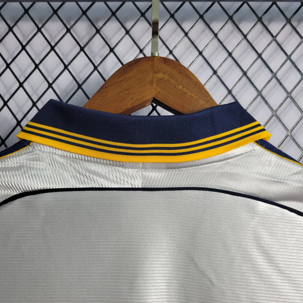 Camisa do Real Madrid Retrô 1998-1999 Camisa do Real Madrid Retrô 1998-1999