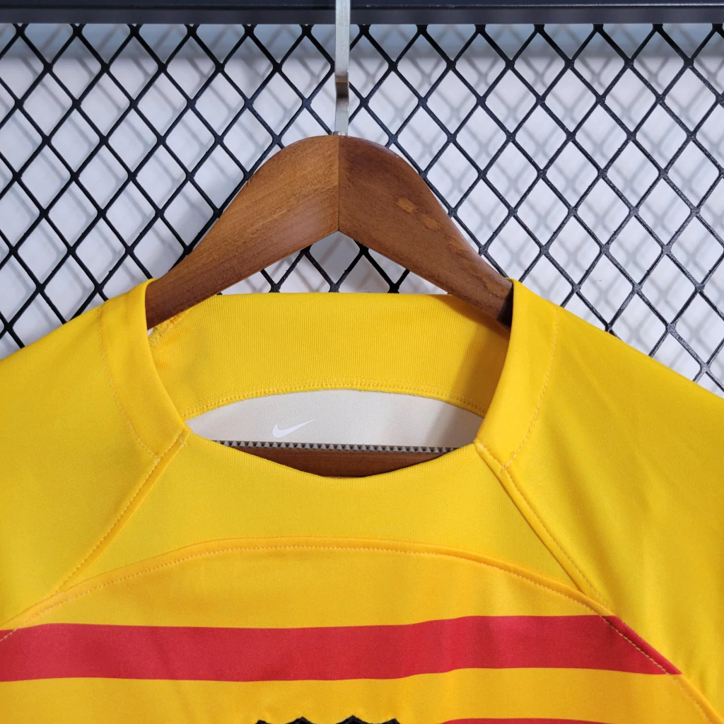 Camisa do Barcelona Manga Longa 2023-2024 Camisa do Barcelona Manga Longa 2023-2024