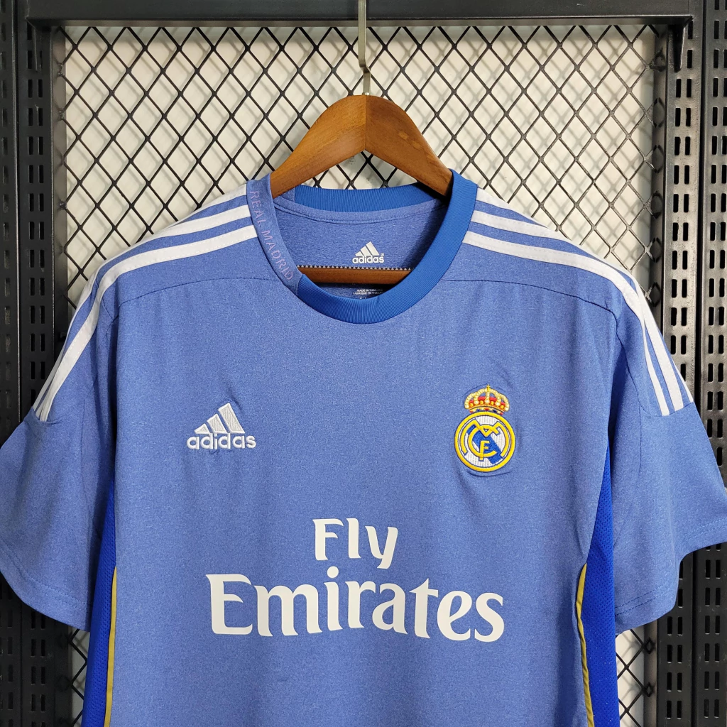 Camisa do Real Madrid Retrô 2013-2014 Camisa do Real Madrid Retrô 2013-2014