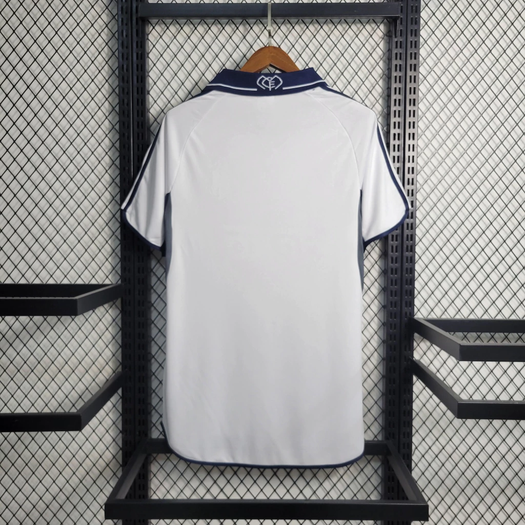 Camisa do Real Madrid Retrô 2000-2001 Camisa do Real Madrid Retrô 2000-2001