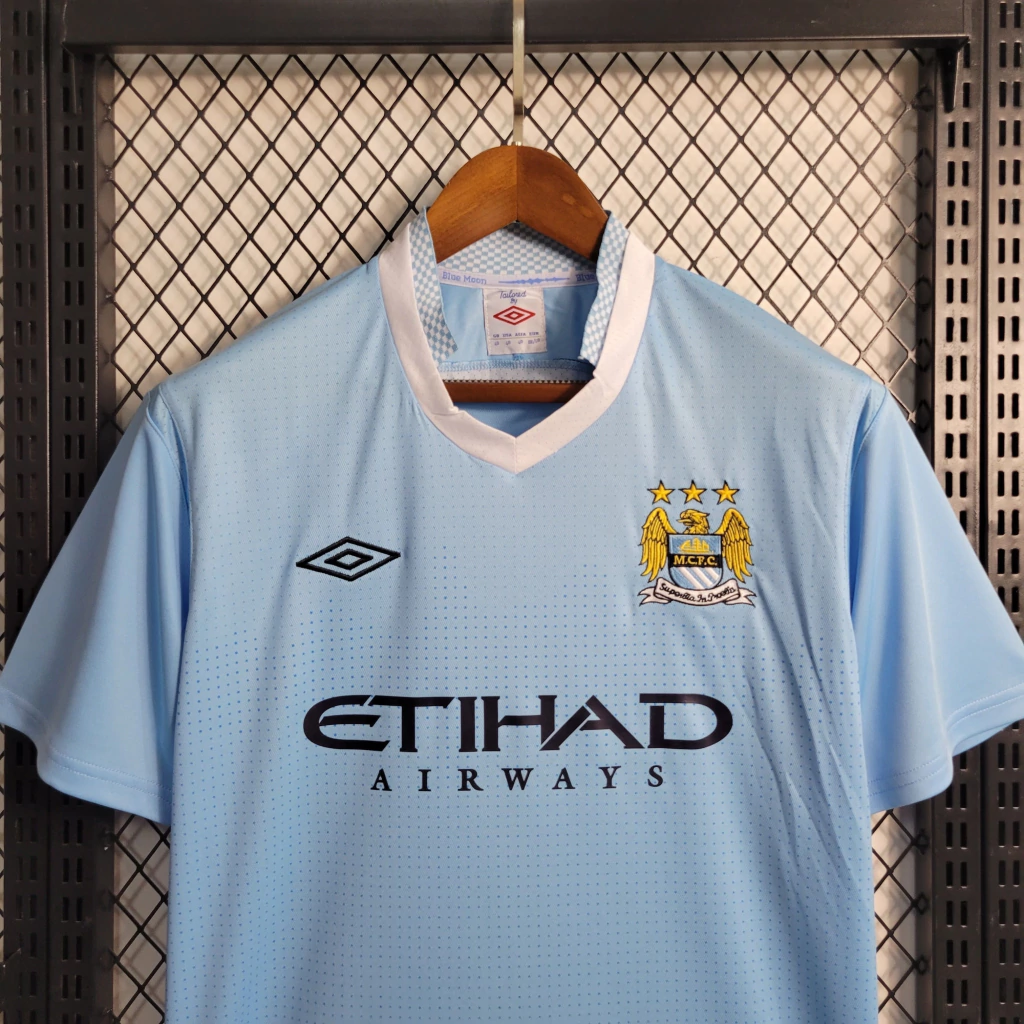Camisa do Manchester City Retrô 2011-2012 Camisa do Manchester City Retrô 2011-2012