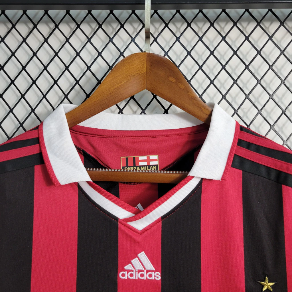 Camisa do Milan Retrô 2009-2010 Camisa do Milan Retrô 2009-2010