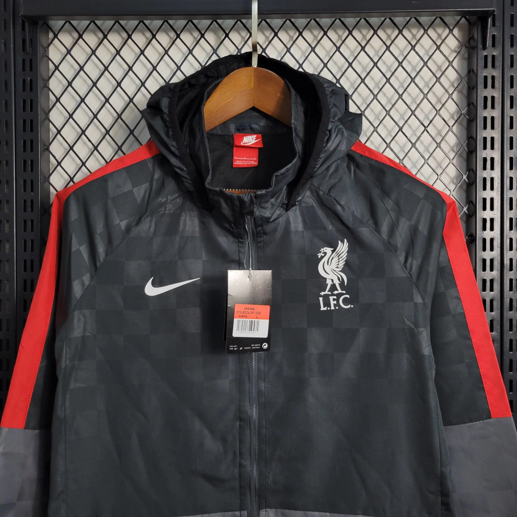 Corta-Vento do Liverpool 2023-2024 Corta-Vento do Liverpool 2023-2024