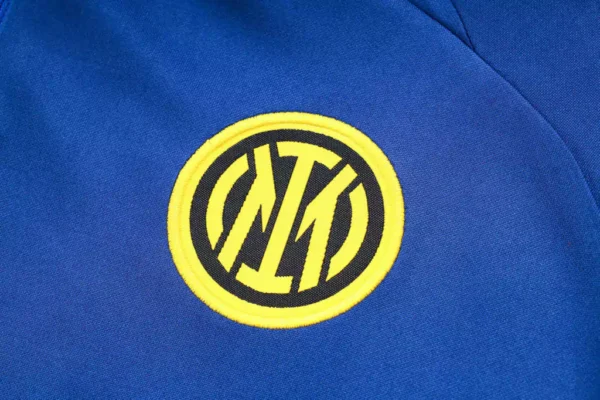Conjunto Casaco e Calça do Inter de Milão 2023-2024