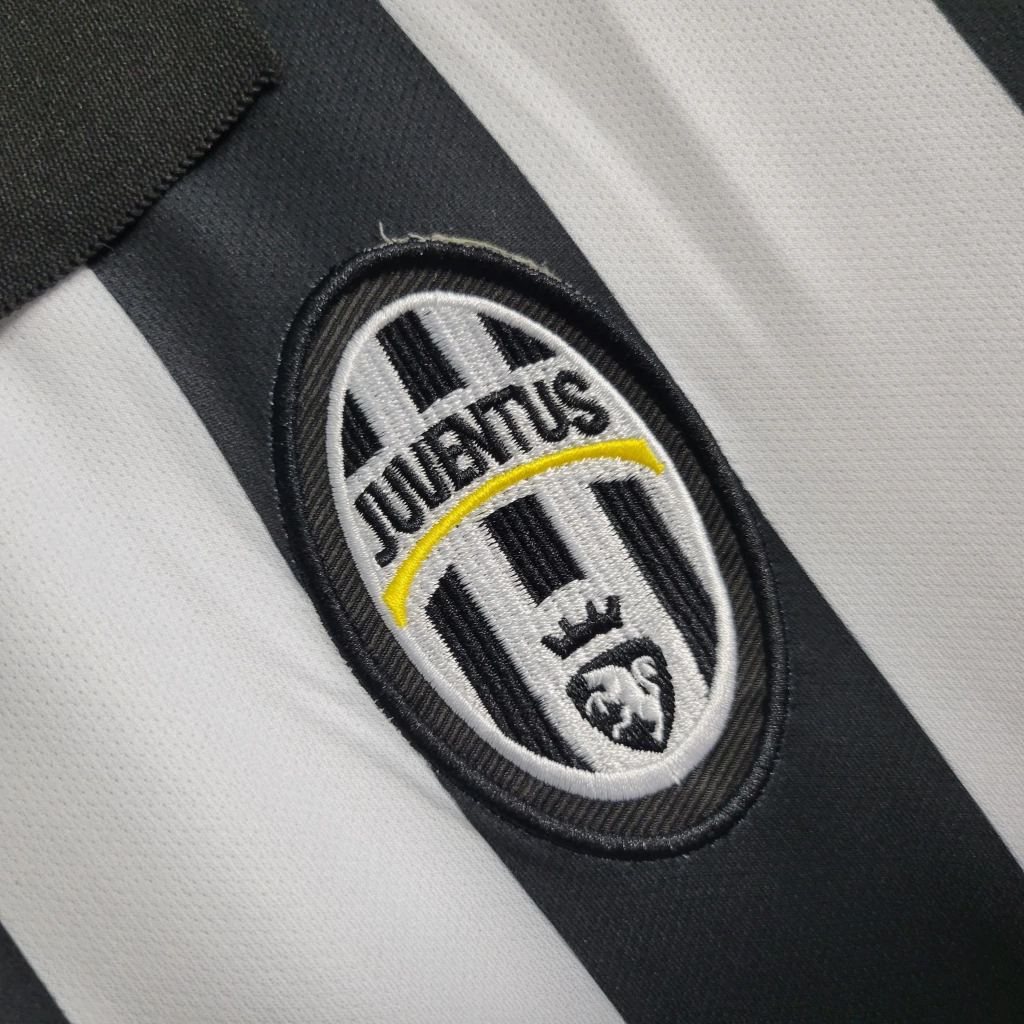 Camisa da Juventus Retrô 2014-2015 Camisa da Juventus Retrô 2014-2015