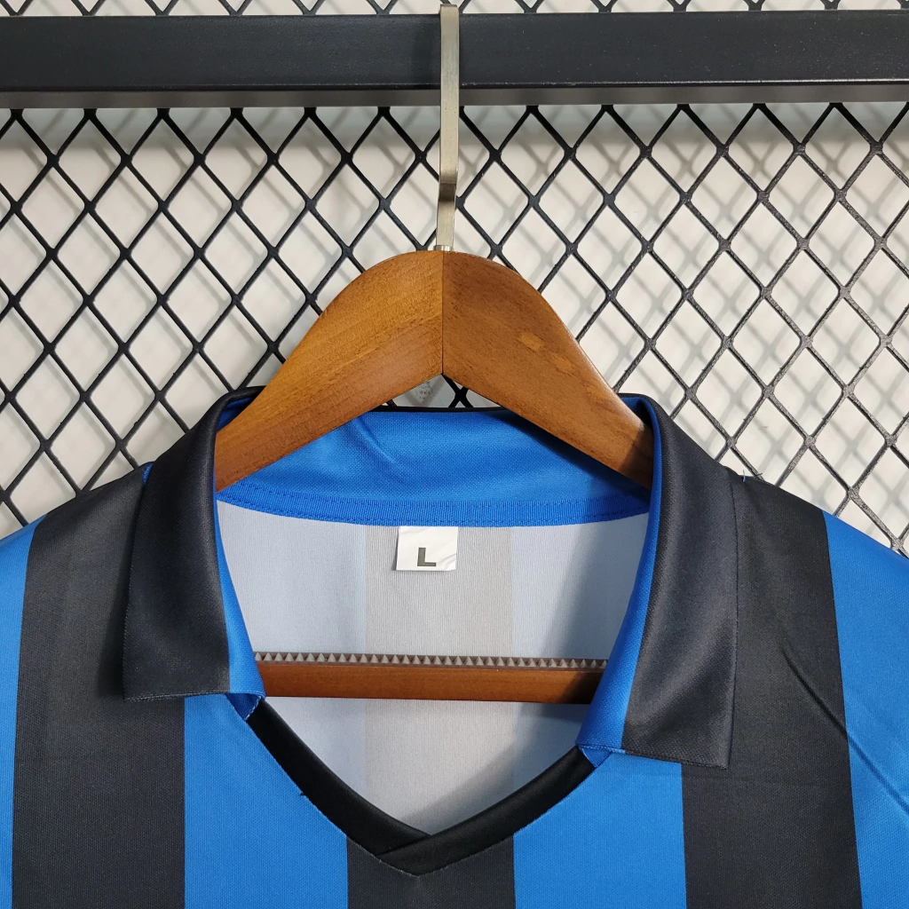 Camisa do Inter de Milão Manga Longa Retrô 1998-1999 Camisa do Inter de Milão Manga Longa Retrô 1998-1999