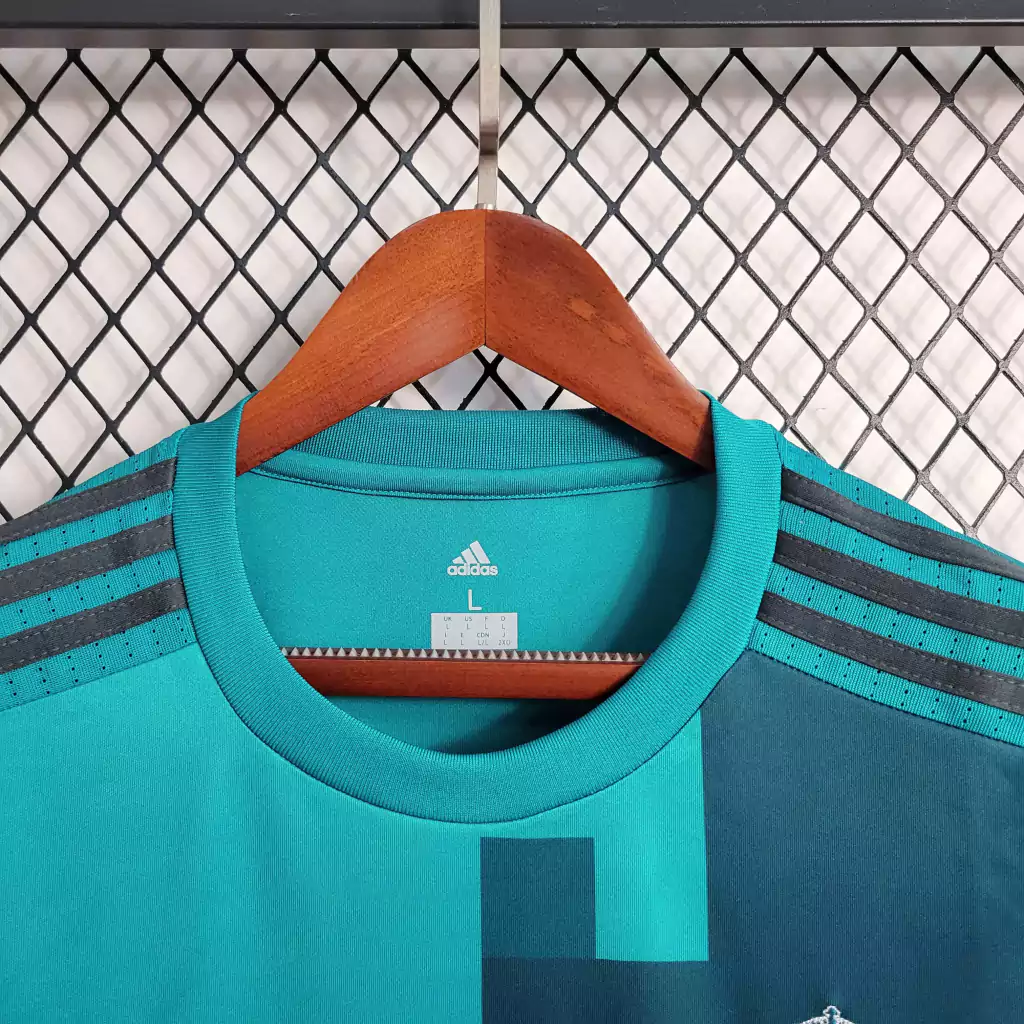 Camisa do Real Madrid Retrô Manga Longa 2017-2018 Camisa do Real Madrid Retrô Manga Longa 2017-2018