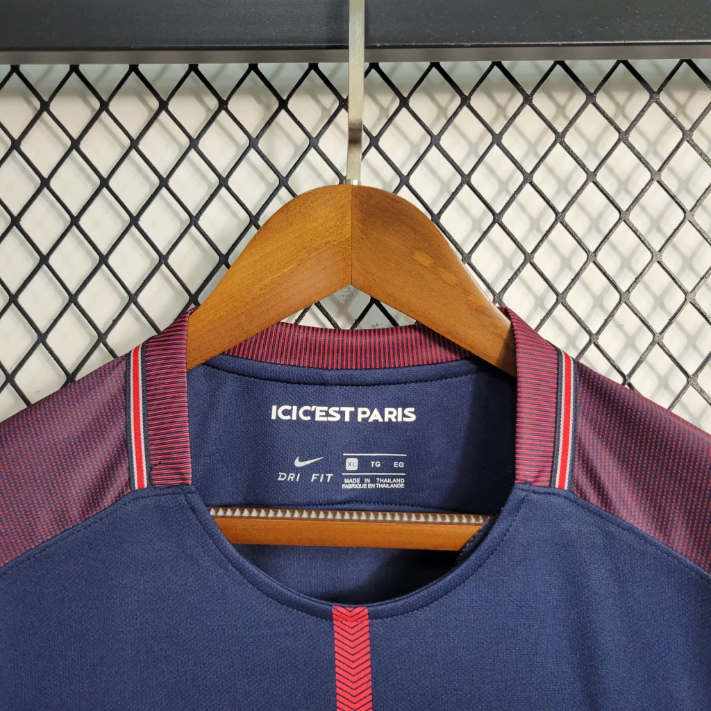 Camisa do PSG Retrô 2017-2018 Camisa do PSG Retrô 2017-2018