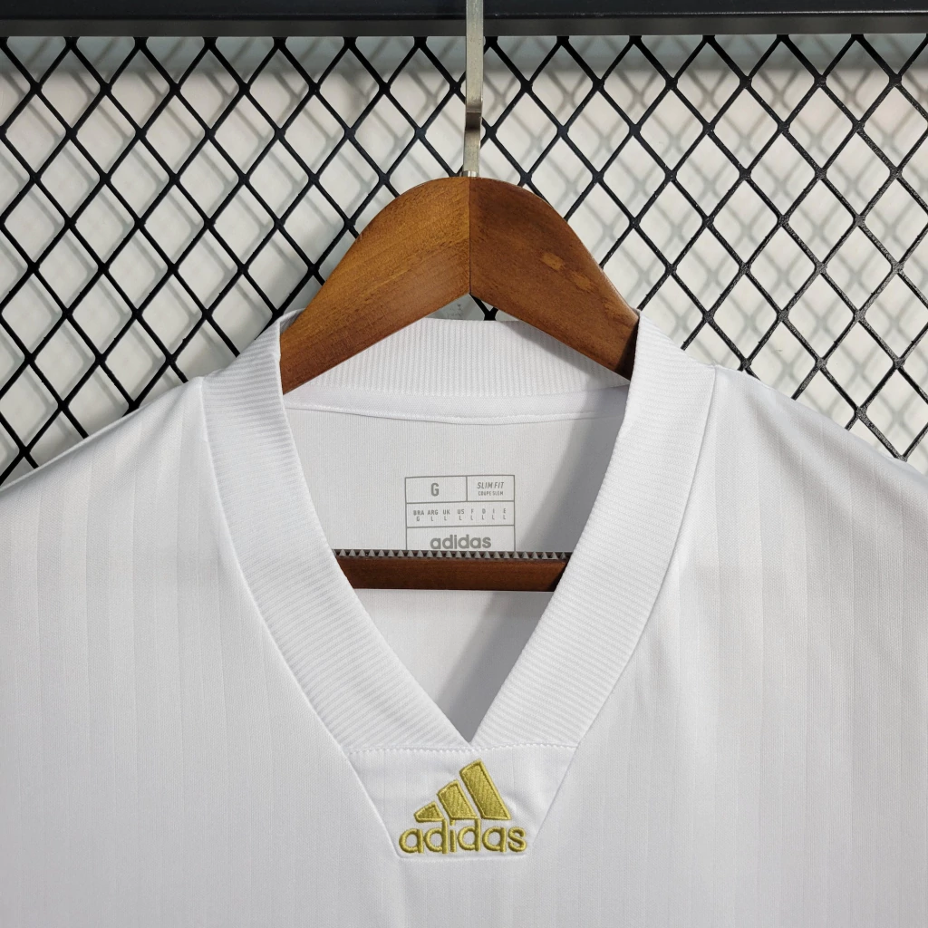 Camisa da Juventus EE 2023-2024 Camisa da Juventus EE 2023-2024