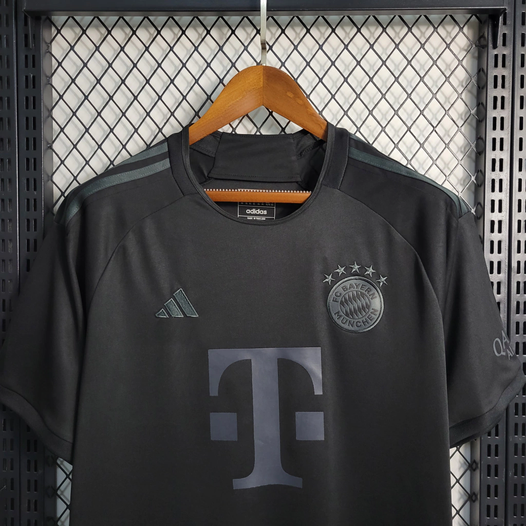 Camisa do Bayern de Munique EE 2023-2024 Camisa do Bayern de Munique EE 2023-2024