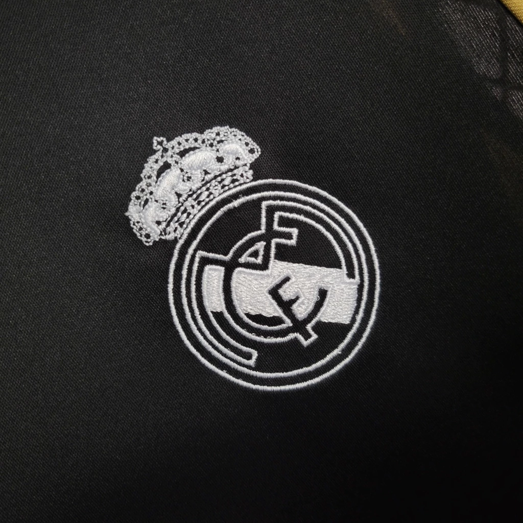 Regata do Real Madrid Treino 2023-2024 Regata do Real Madrid Treino 2023-2024