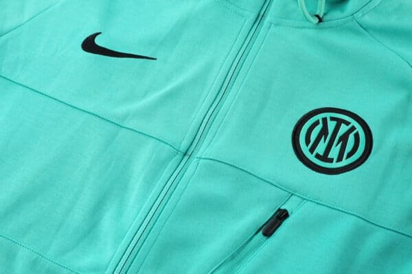 Conjunto Casaco e Calça do Inter de Milão 2022-2023