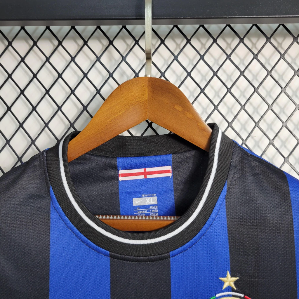 Camisa do Inter de Milão Retrô 2009-2010 Camisa do Inter de Milão Retrô 2009-2010