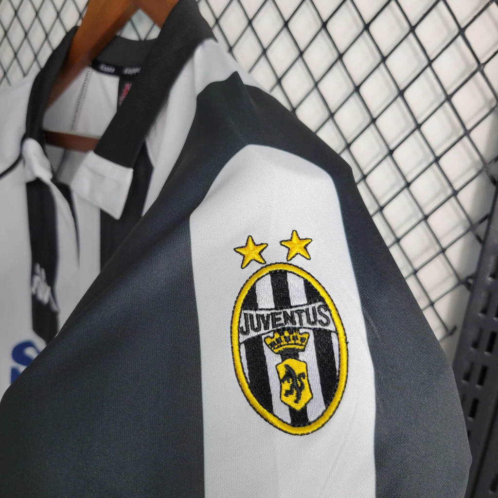 Camisa da Juventus Retrô 1997-1998 Camisa da Juventus Retrô 1997-1998