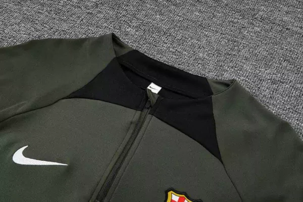 Conjunto Casaco e Calça do Barcelona 2023-2024