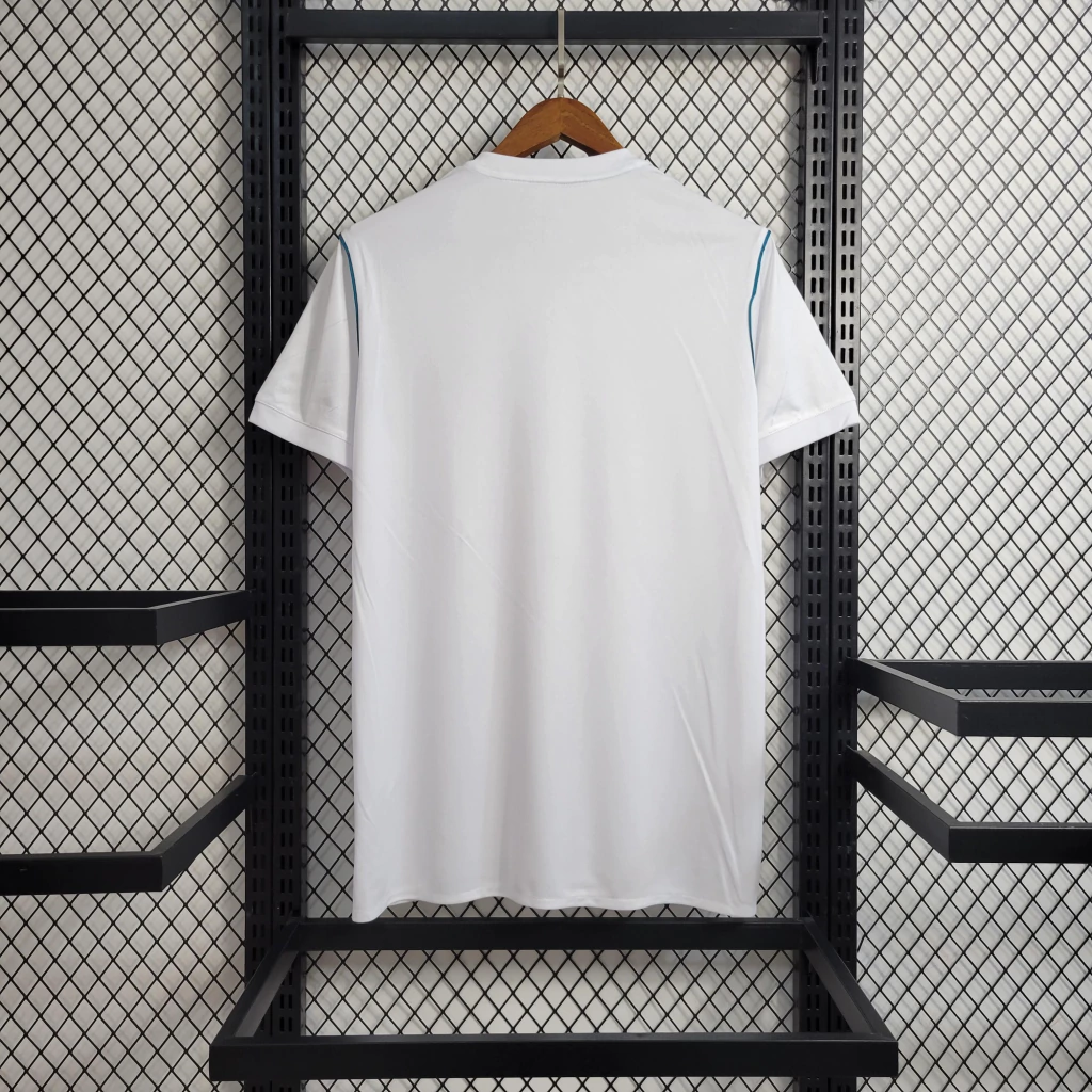 Camisa do Real Madrid Retrô 2017-2018 Camisa do Real Madrid Retrô 2017-2018