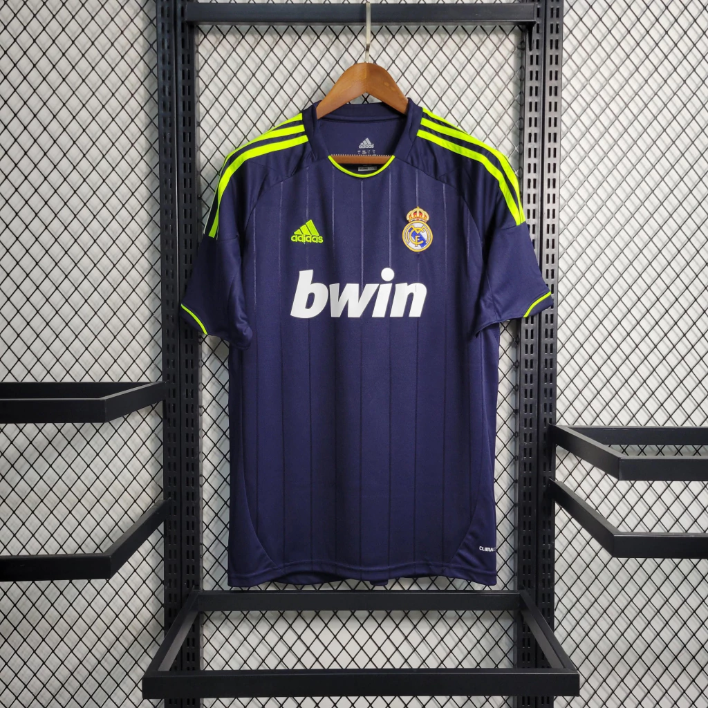 Camisa do Real Madrid Retrô 2012-2013 Camisa do Real Madrid Retrô 2012-2013