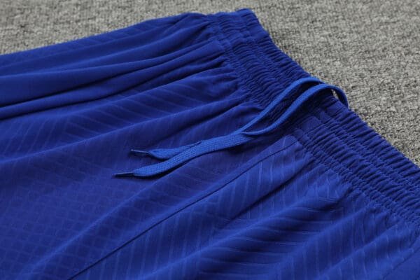 Conjunto Camisa e Short do Barcelona 2023-2024