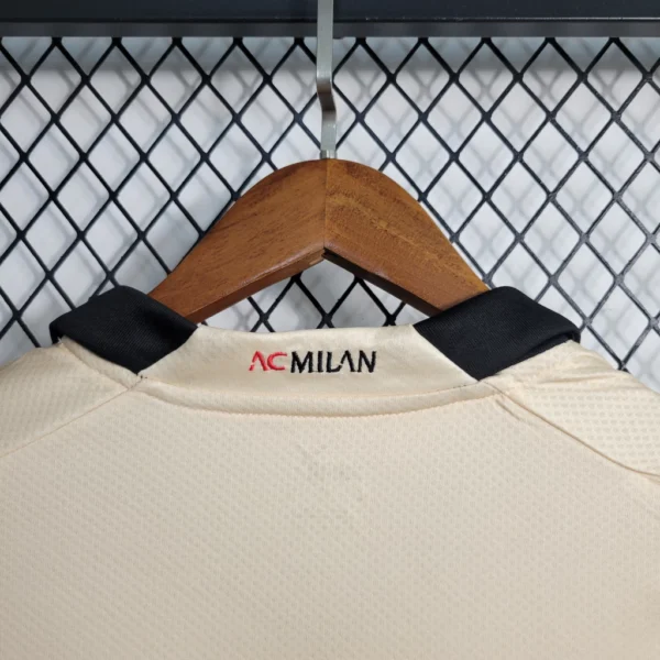 Camisa do Milan EE 2023-2024