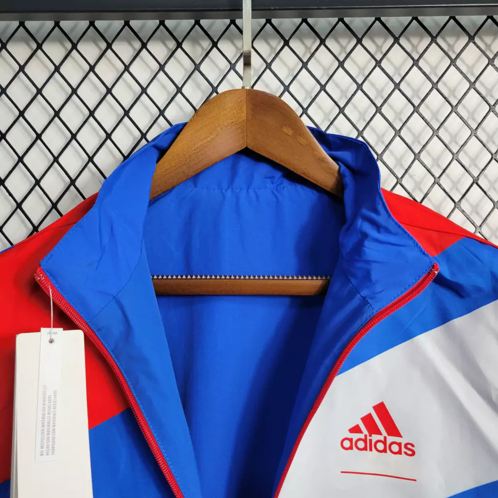 Corta-Vento do Bayern de Munique Dupla Face 2023-2024 Corta-Vento do Bayern de Munique Dupla Face 2023-2024