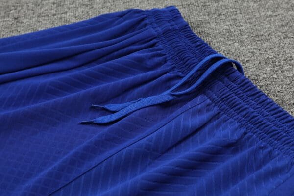 Conjunto Camisa e Short do Barcelona 2023-2024