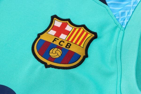 Conjunto Camisa e Short do Barcelona 2022-2023